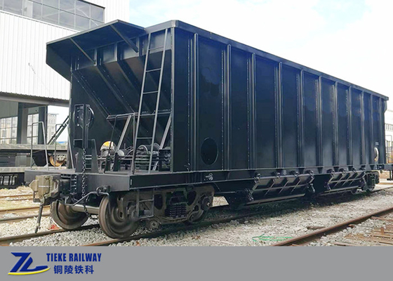 1435mm Standard Gauge 90 Tons Pay Load Quick Discharge Hopper Wagons For Mineral Ore
